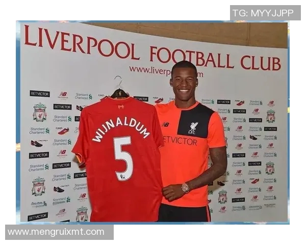 足球明星的成长与奋斗历程揭秘，追寻他们的荣耀与梦想之路