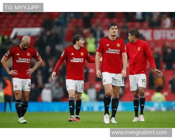 曼联主场迎战阿斯顿维拉争夺英超关键三分之战